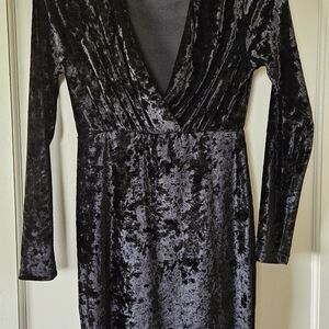 SBetro Black Crushed Velvet Long Sleeve Dress